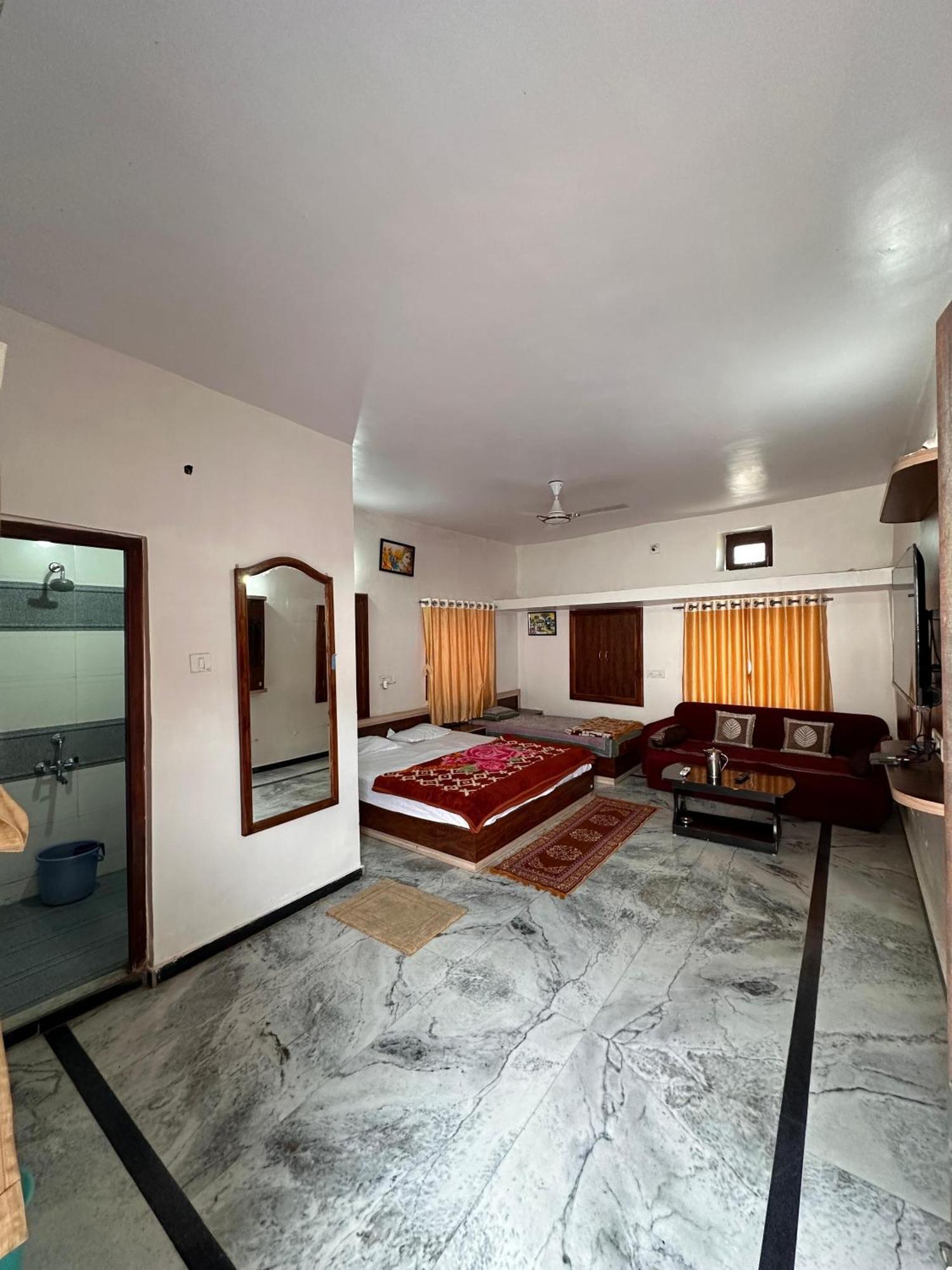 מאונט אבו Laxmanji Villas מראה חיצוני תמונה